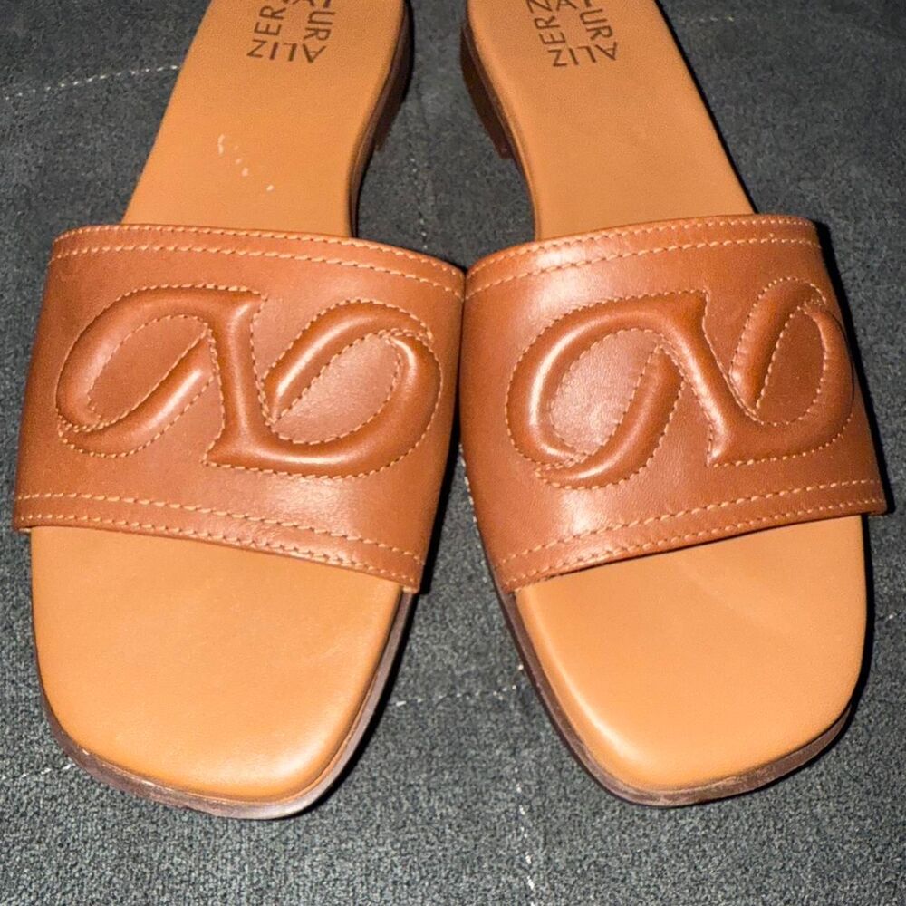 Naturalizer Women's Brown and Tan Sandals